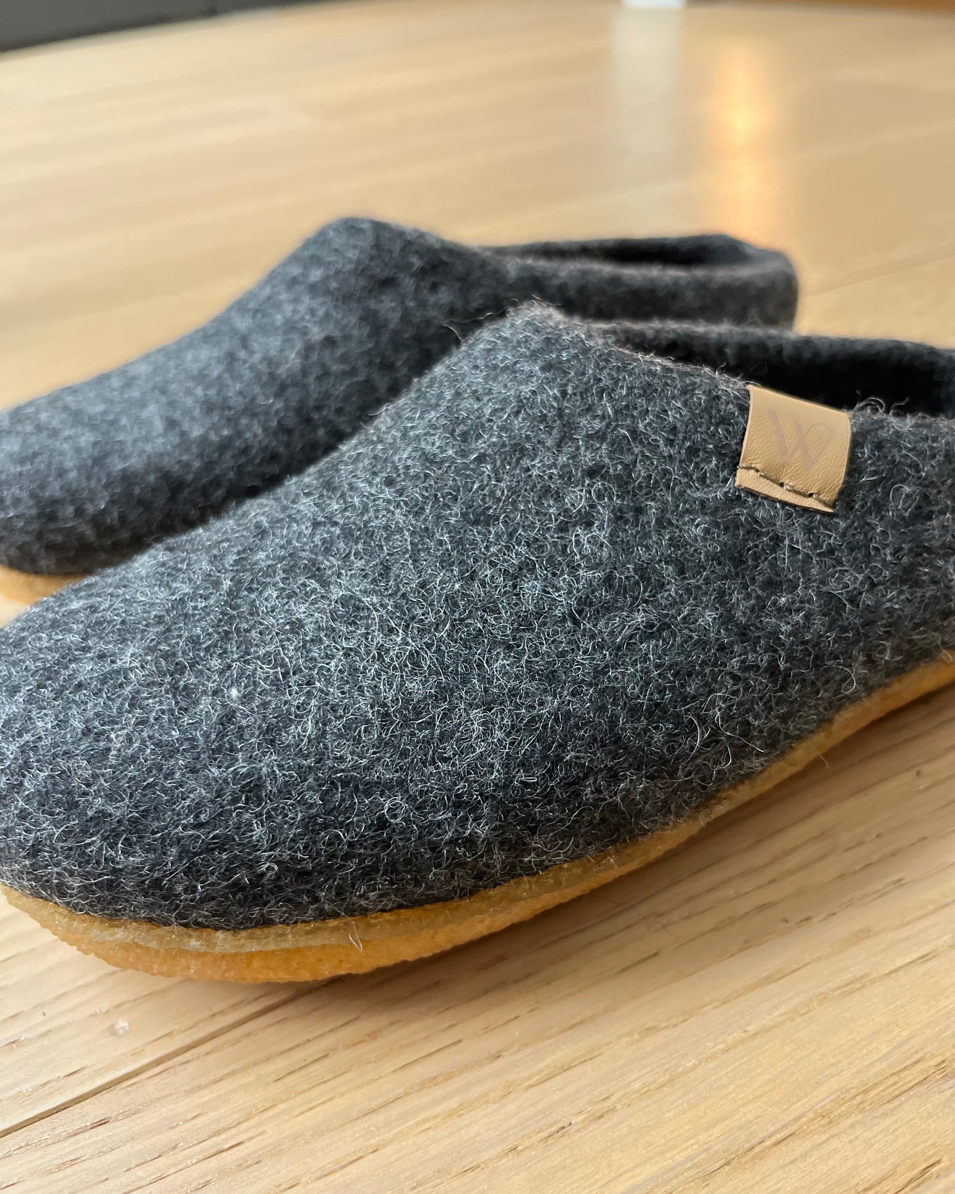 Wool Slippers with rubber sole