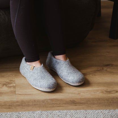 Wool slippers - house shoes in grey